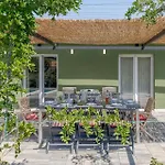 Villa Gariful Sleeps 8 With Pool & Pet Friendly