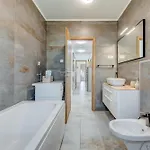 Gariful Sleeps 8 With Pool & Pet Friendly Villa Krstatice