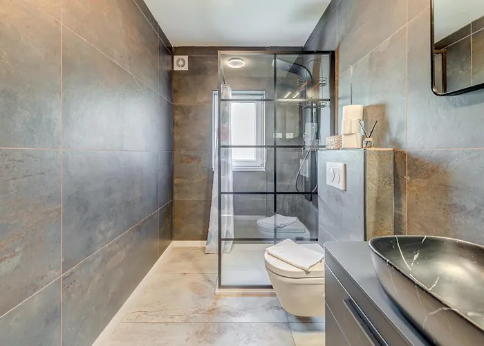 Vila Gariful Sleeps 8 With Pool & Pet Friendly *